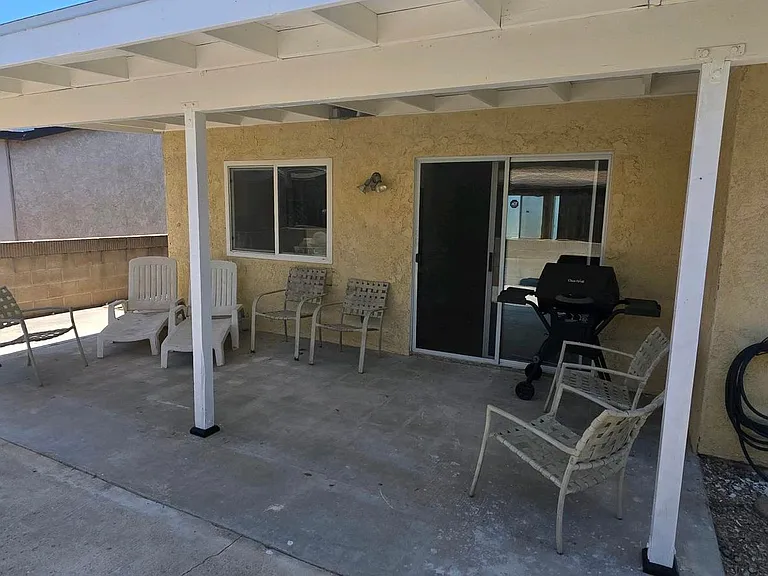 2208 El Grande St — Photo 5