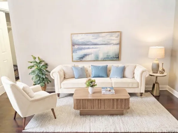 210 Pelham Road #1P, New Rochelle, NY 10805