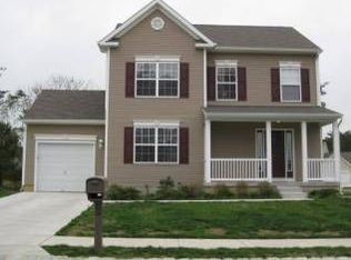 421 Caroline Ln, Millville, NJ 08332