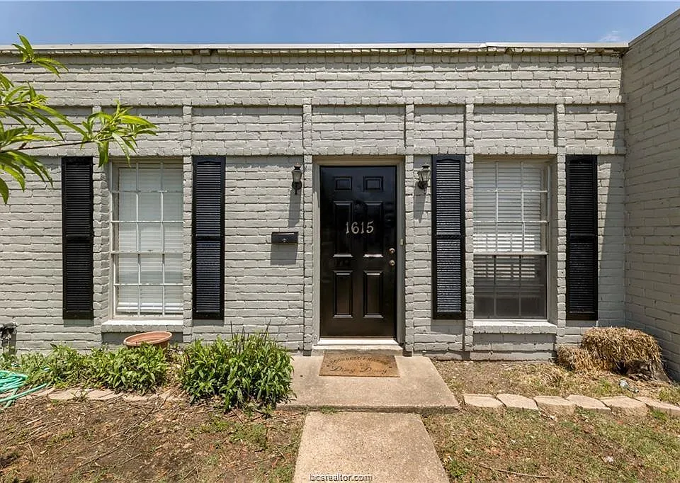 1615 Welsh Ave