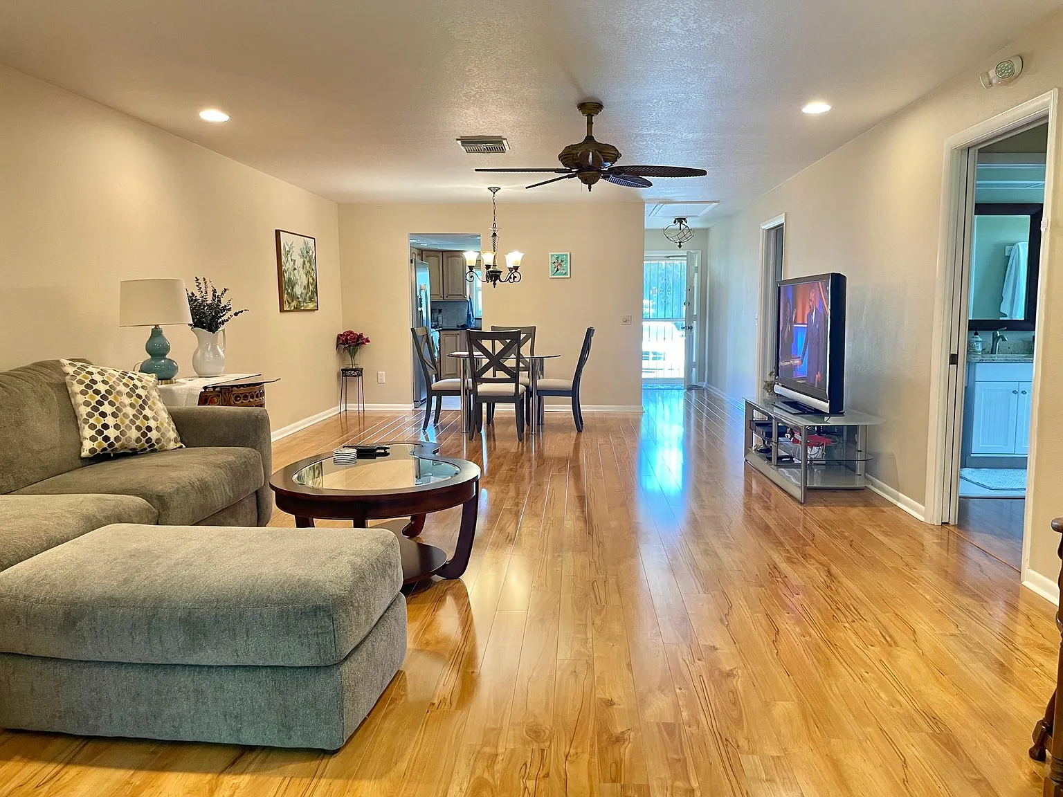 1418 Normandy Park Dr — Photo 3