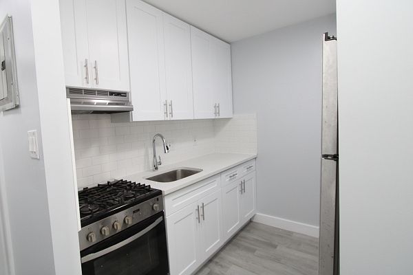 1st image of 848 Fulton St APT 2