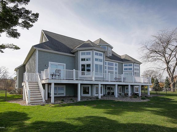 4011 Woodhams-104