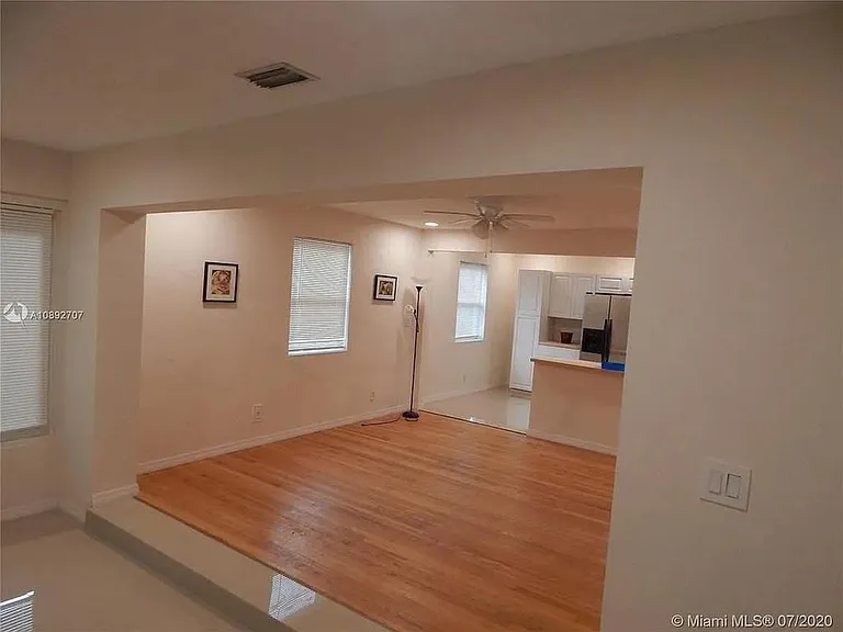 1111 N 25th Ave — Photo 14