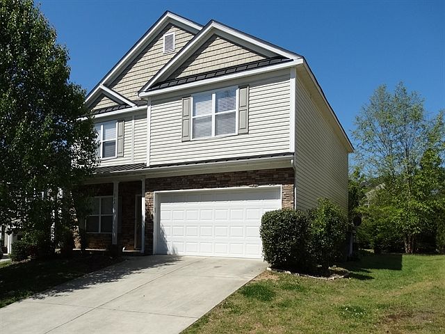 1st image of 106 Clacton Ct