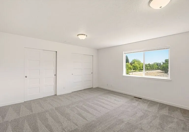 1122 N Davis Ln — Photo 14