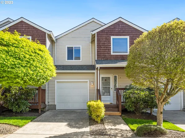 102 SE 105th Ave APT 2, Portland, OR 97216