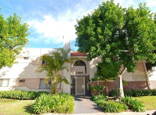 7320 Hazeltine Ave APT 214, Van Nuys, CA 91405