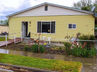 535 15th St N, Vale, OR 97918