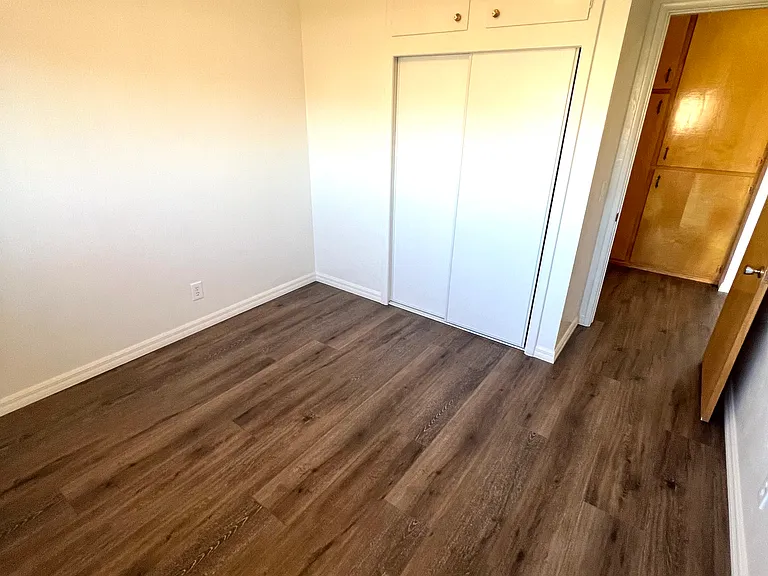 21849 Cottonwood Ave — Photo 21