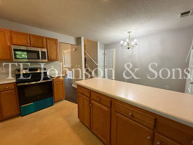 3355 Kensington Pl #504 — Photo 16