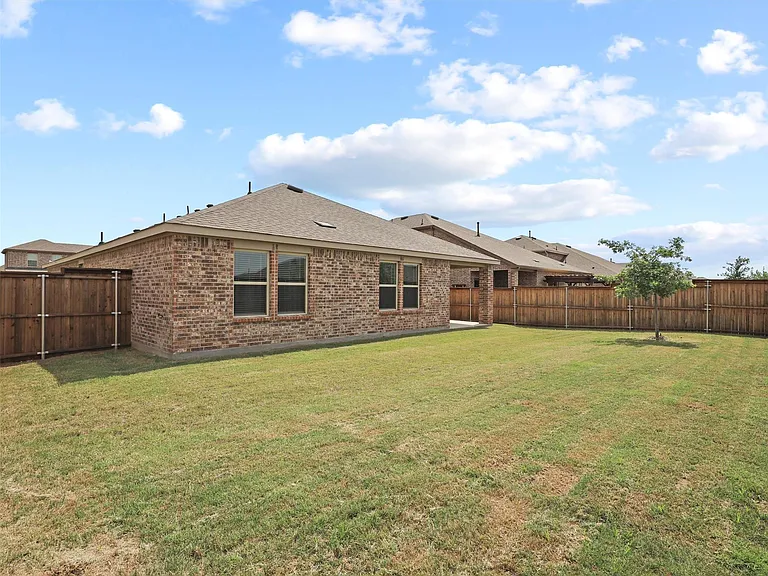 6113 Bracken Dr — Photo 24