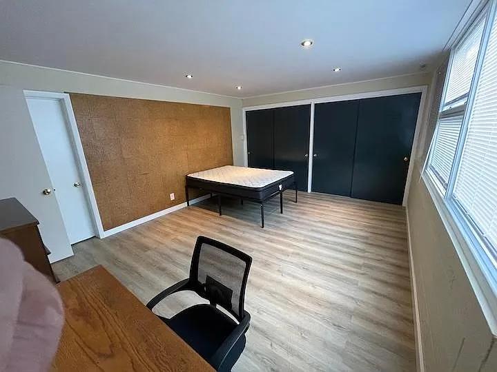 275 Fellows Ave — Photo 27
