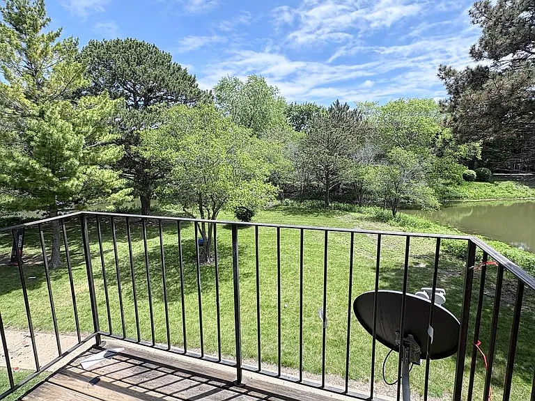 1527 Norway Ln #2B — Photo 8