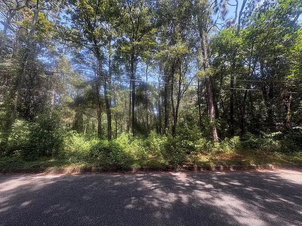 5212 Persons Dr, Mobile, AL 36618