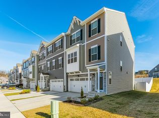 2749 Town View Cir, New Windsor, MD 21776