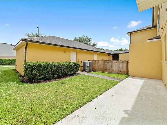 3rd image of 13782 Beauregard Pl