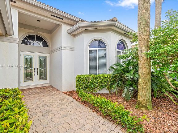 3rd image of 16686 Madrid Ct