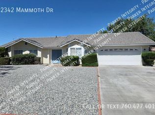 12342 Mammoth Dr, Victorville, CA 92392