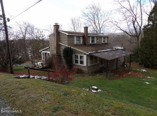 14 Sunset St, Lanesborough, MA 01237