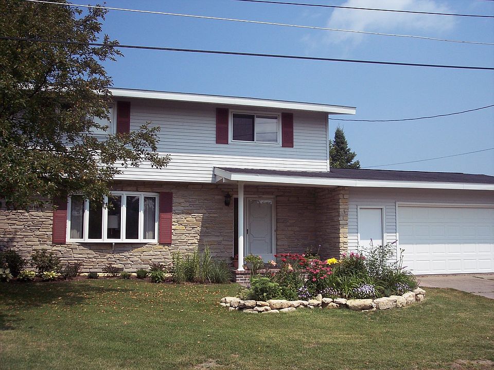 4 Bedroom 2.5 Baths