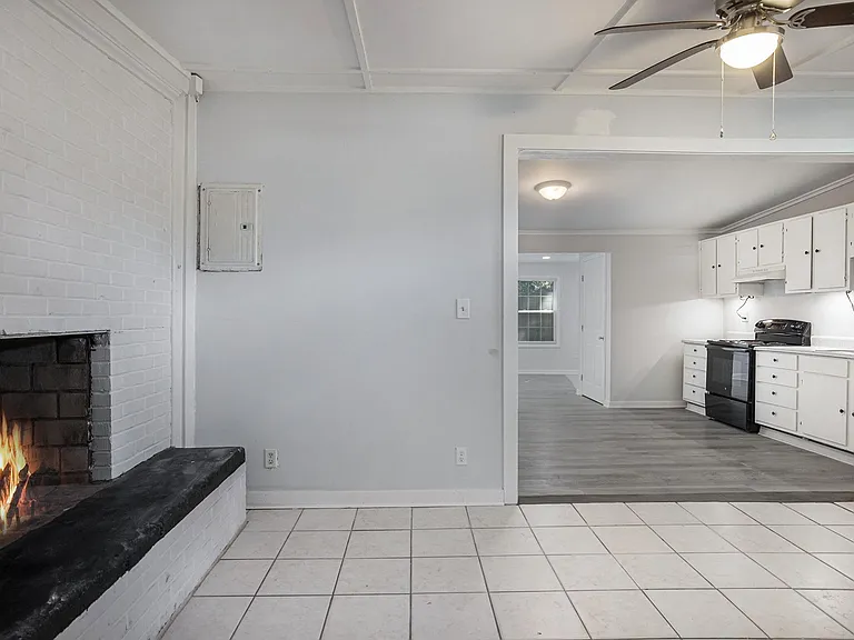 1131 Leesville St #D — Photo 2