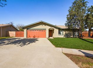 15930 Grevillea Ct, Fontana, CA 92335