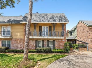 5534 Beverlyhill St APT 8, Houston, TX 77056