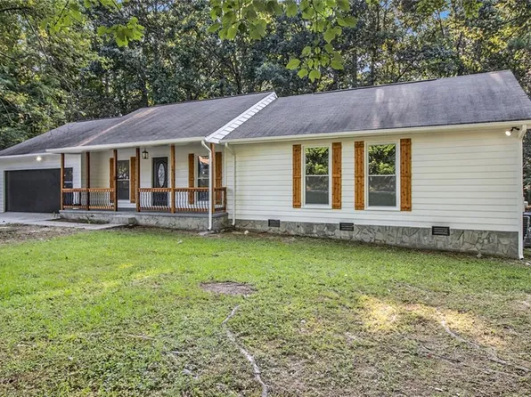 9344 Hidden Hollow Trl, Jonesboro, GA 30236