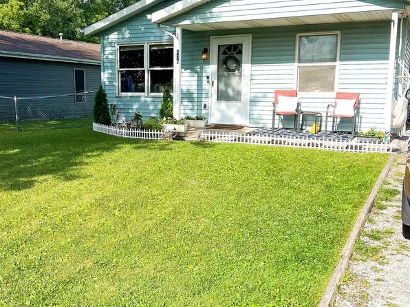 404 N Peters St, Garrett, IN 46738