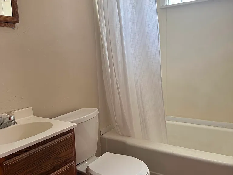 301 N Beaumont Rd — Photo 9
