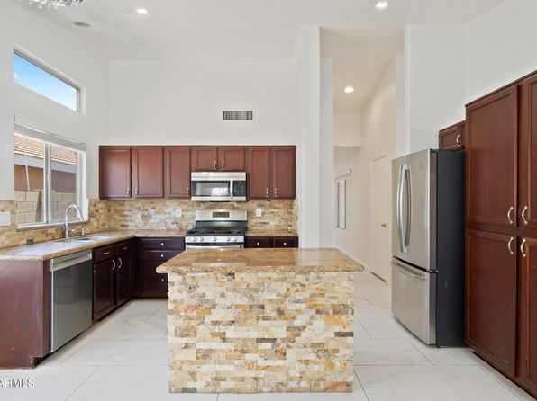 836 W Cooley Dr