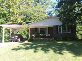 65 Tower Rd, Huntingdon, TN 38344