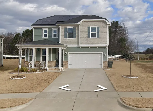 225 Potomac River St — Photo 1