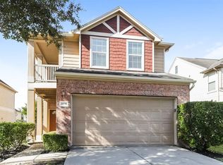 2806 Feather Green Trl, Fresno, TX 77545