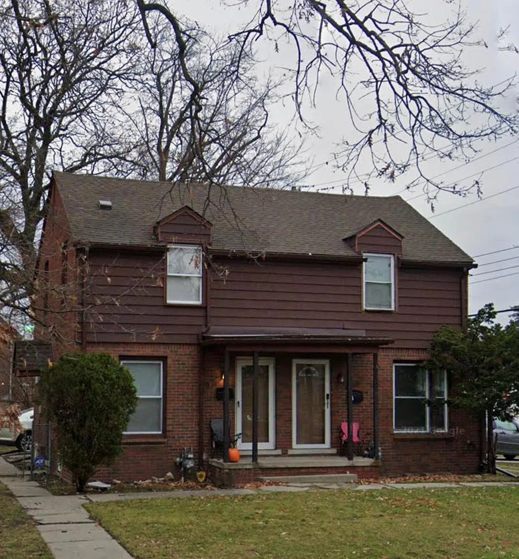 16919 Hubbell St — Photo 1