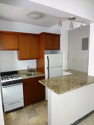 Rented by Inner Space Realty | media 8