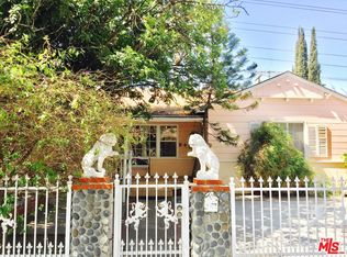 9421 Roslyndale Ave, Pacoima, CA 91331