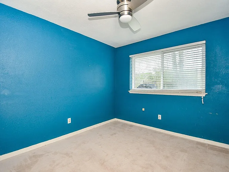 3402 Hidden Creek Dr — Photo 13
