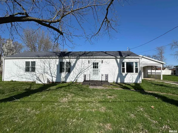 314 N Elizabeth St, Colchester, IL 62326