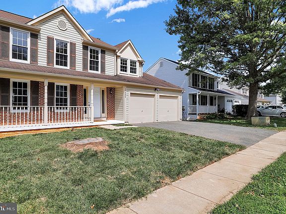 3rd image of 17934 Hazelcrest Dr