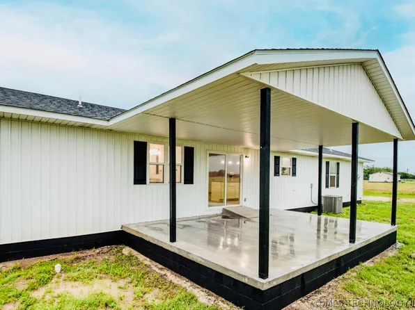 12139 Snell Rd, Kingston, OK 73439