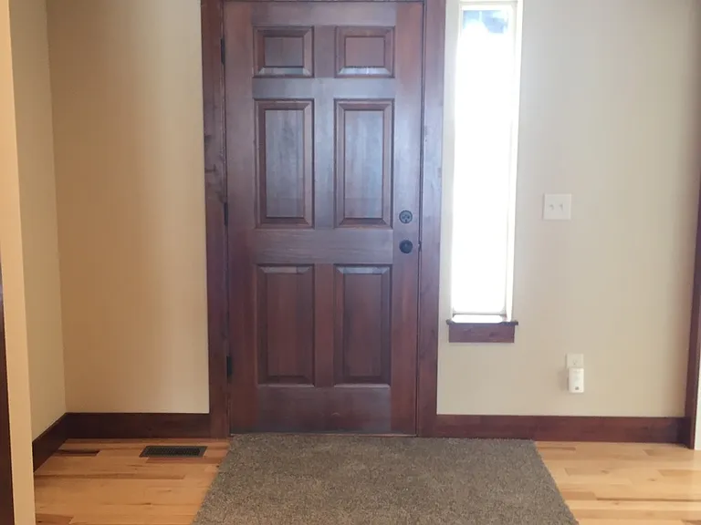 4431 Glenwood Dr — Photo 1