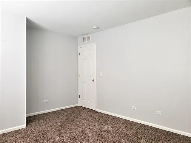 7215 Manchester Dr — Photo 10