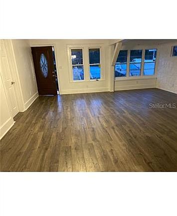 3rd image of 1418 W Arctic St