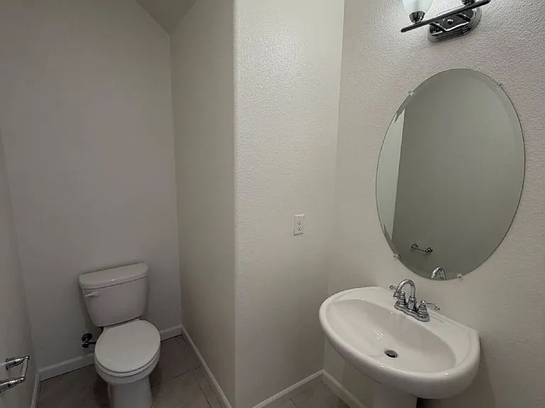 4293 Korbel Ave — Photo 28