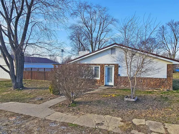 6450 South St, Keensburg, IL 62852