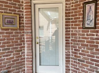 8195 Dogwood Rd, Germantown, TN 38139