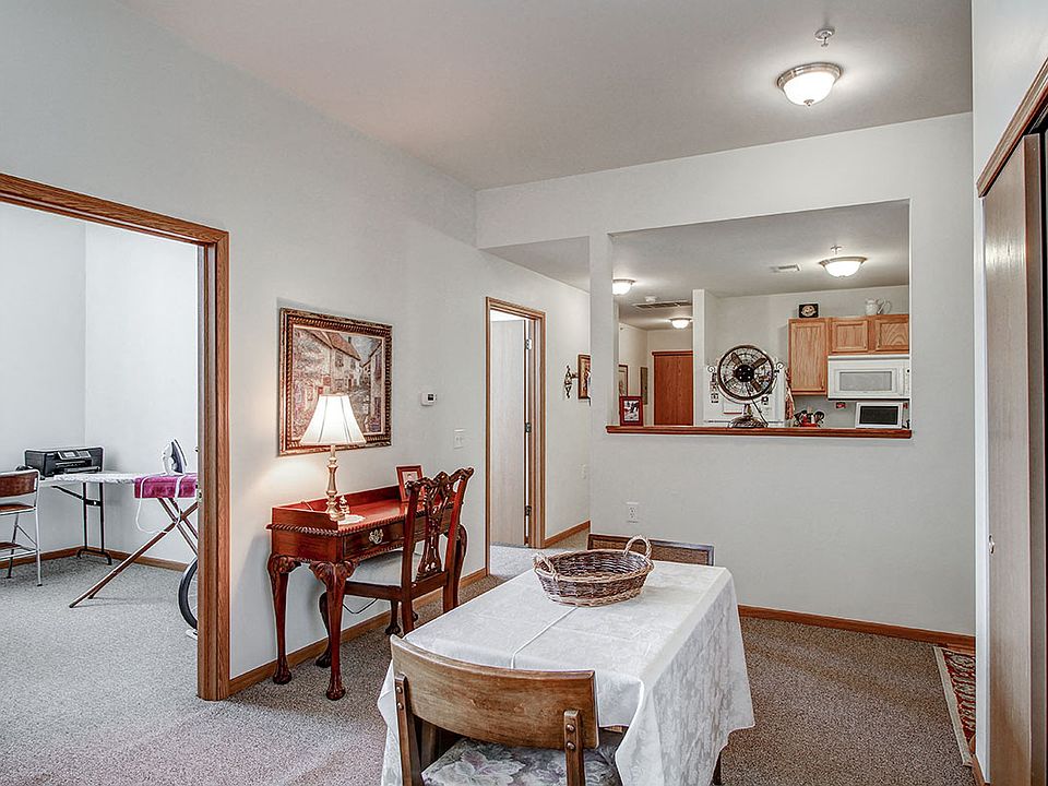1st image of 100 W Sycamore St #2B-1Ba-1034Sqft