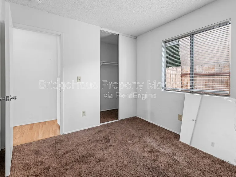 449 S Mollison Ave #3 — Photo 21